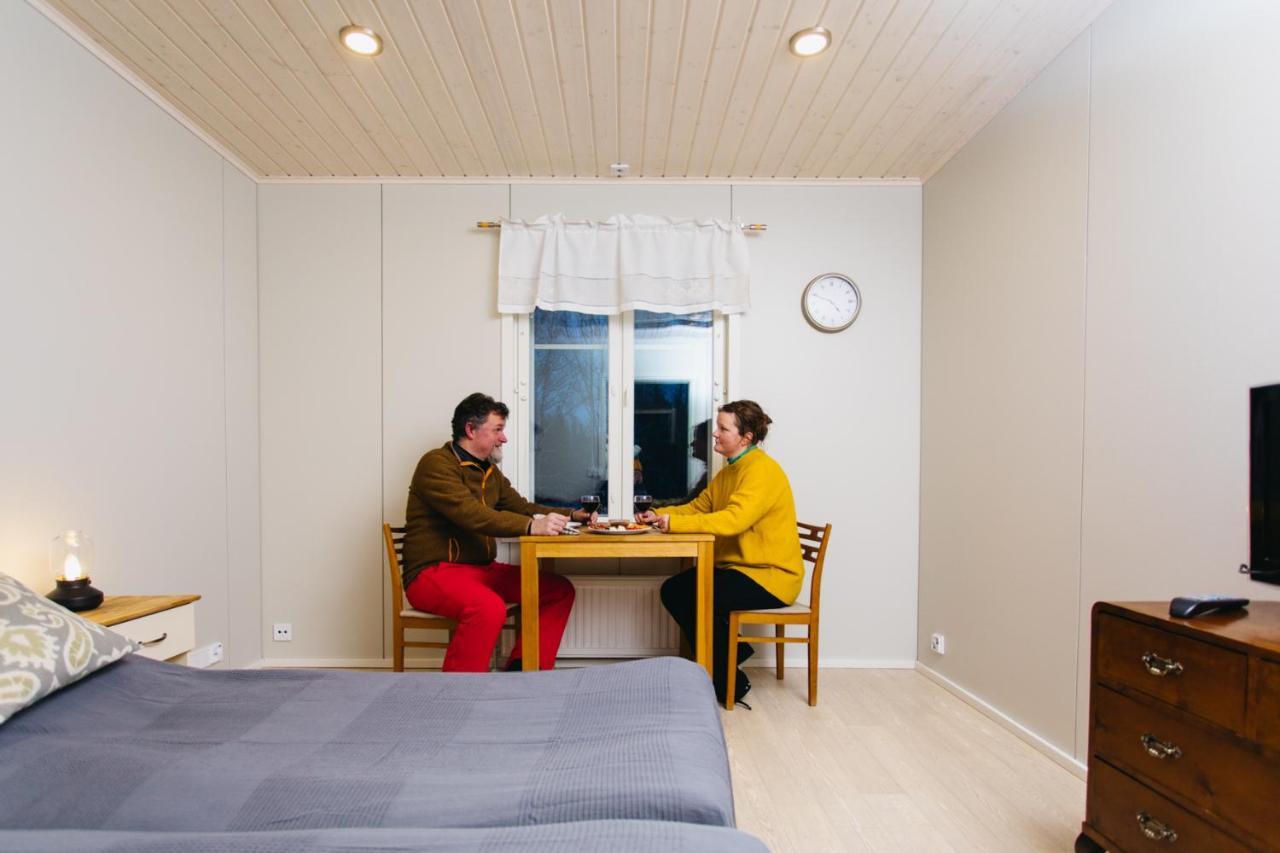 Labbnaes Semesterhem, Radhuset Kemiönsaari Extérieur photo